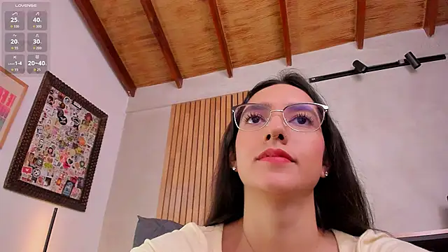 honeyhot69   online show from 04/23/26, 11:20