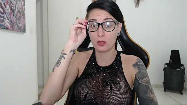 CrisBathoryxxx online show from 12/12/24, 03:10