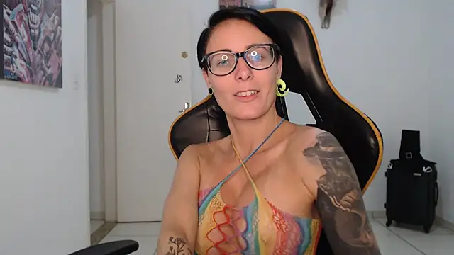 CrisBathoryxxx online show from 01/11/25, 12:12