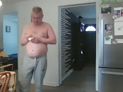 Snapshot of keiferkriss chatting on 02/11/25, 07:48 keiferkriss online show from 02/11/25, 07:48