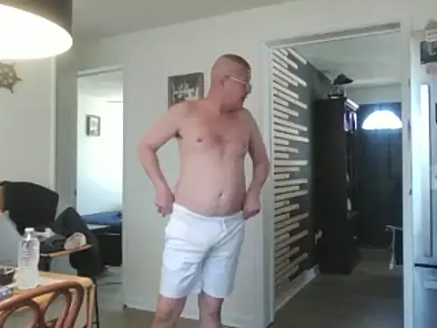 Snapshot of keiferkriss chatting on 03/17/25, 05:38 keiferkriss online show from 03/17/25, 05:38