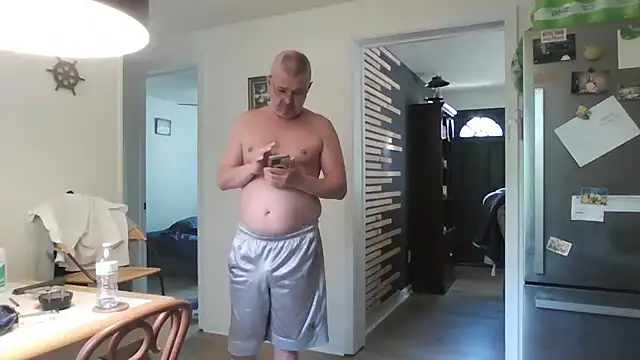 Snapshot of keiferkriss chatting on 09/15/25, 05:57 keiferkriss online show from 09/15/25, 05:57