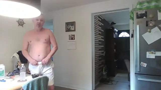 Snapshot of keiferkriss chatting on 09/16/25, 04:30 keiferkriss online show from 09/16/25, 04:30