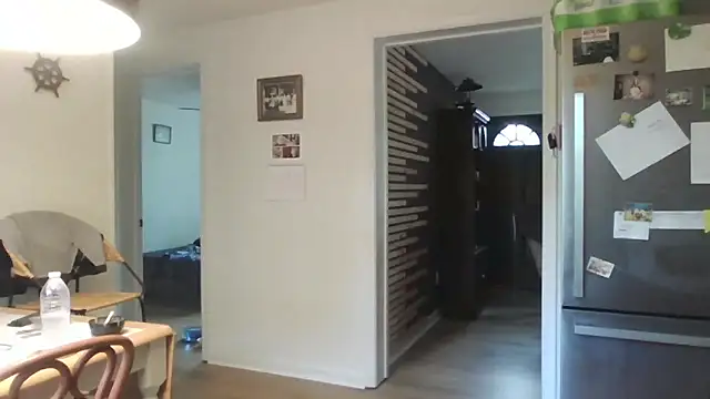 Snapshot of keiferkriss chatting on 09/28/25, 04:23 keiferkriss online show from 09/28/25, 04:23