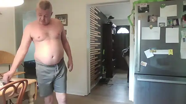 Snapshot of keiferkriss chatting on 10/11/25, 05:11 keiferkriss online show from 10/11/25, 05:11