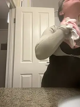 tatted-bitty online show from 02/26/26, 12:15