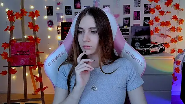 AliceCharmy online show from 11/04/25, 07:29