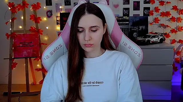 AliceCharmy online show from 11/23/25, 07:30