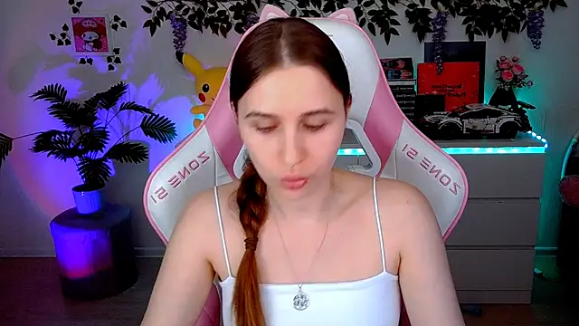 AliceCharmy online show from 04/26/26, 04:15