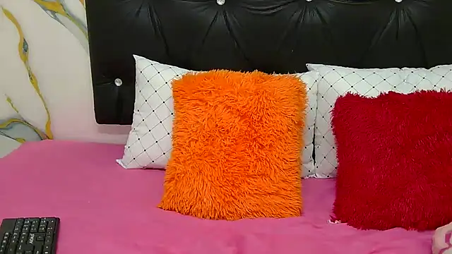 BarbieGirly online show from 11/14/25, 10:14