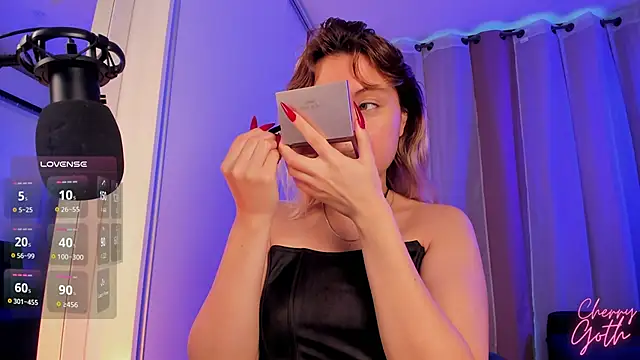 Snapshot of CherryGoth chatting on 09/15/25, 01:11 CherryGoth online show from 09/15/25, 01:11