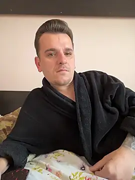 Huge cock22cm online show from 03/23/26, 07:01