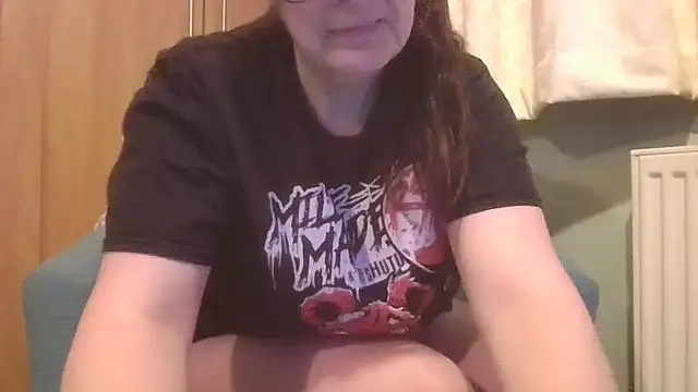 MissKisu online show from 05/18/26, 08:58