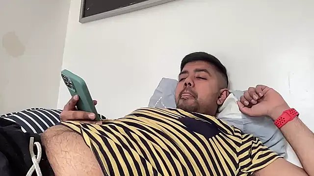 PRANDABOI27 online show from 03/13/25, 02:23