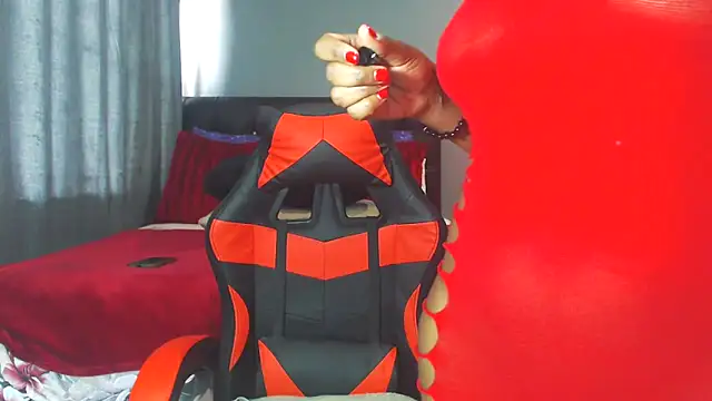 Fiercefoxxy online show from 11/10/25, 09:41