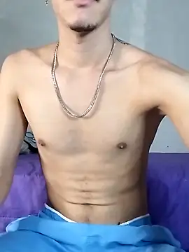 MicaelRian69 online show from 03/07/25, 09:17