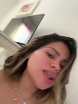 melanny10 online show from 01/01/25, 03:14