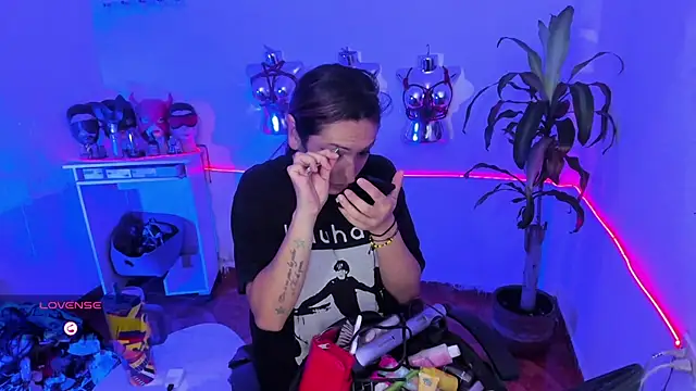 LucyStrike  online show from 07/10/26, 01:54