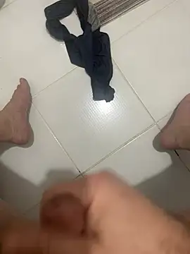 Mature fucker31 online show from 01/04/25, 10:13