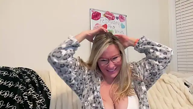 Milf Goddess online show from 02/27/25, 04:31