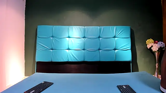 Snapshot of SexyBigCock01 chatting on 01/16/25, 10:23 SexyBigCock01 online show from 01/16/25, 10:23