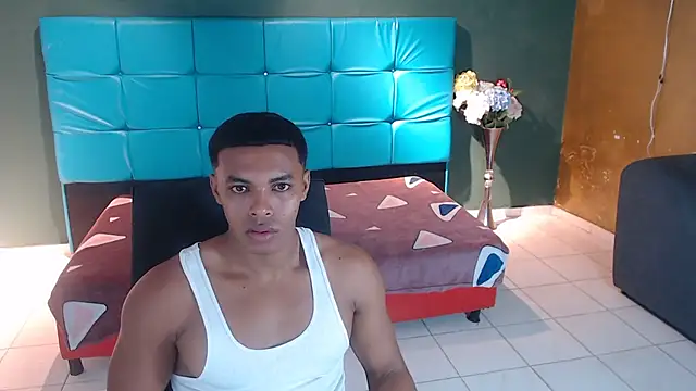 Snapshot of SexyBigCock01 chatting on 01/21/25, 12:07 SexyBigCock01 online show from 01/21/25, 12:07