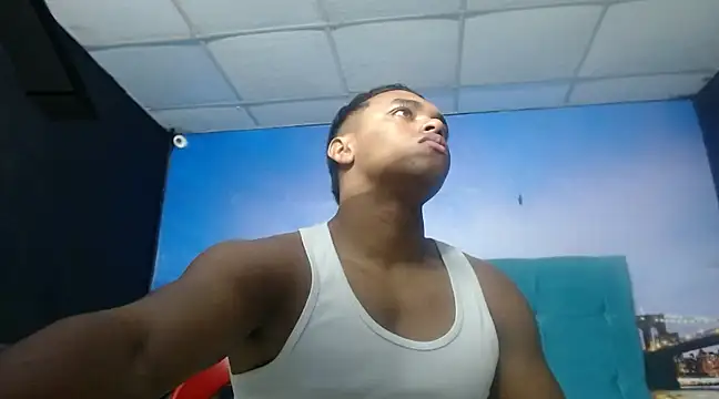 Snapshot of SexyBigCock01 chatting on 02/01/25, 12:05 SexyBigCock01 online show from 02/01/25, 12:05