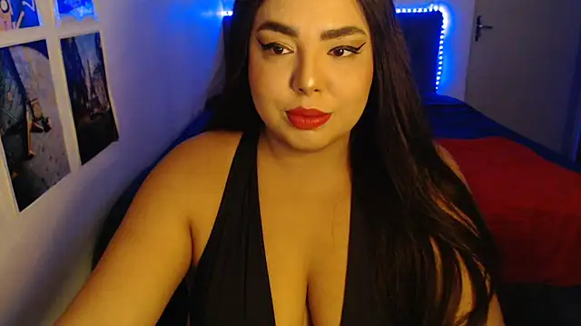 Snapshot of Internacionalist7 chatting on 02/13/25, 12:11 Internacionalist7 online show from 02/13/25, 12:11