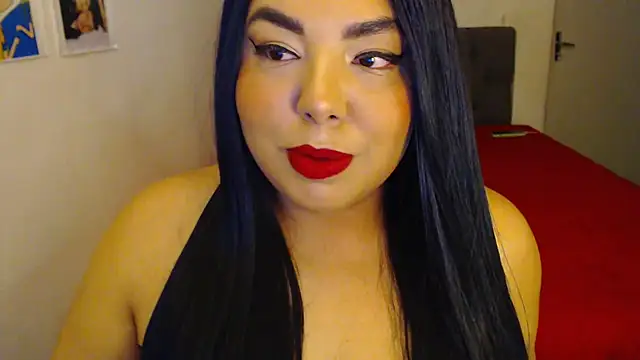 Snapshot of Internacionalist7 chatting on 10/26/25, 11:09 Internacionalist7 online show from 10/26/25, 11:09