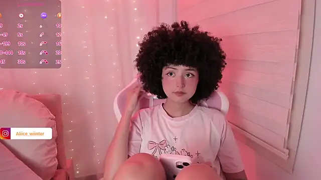 Alice winter  online show from 02/05/26, 06:12