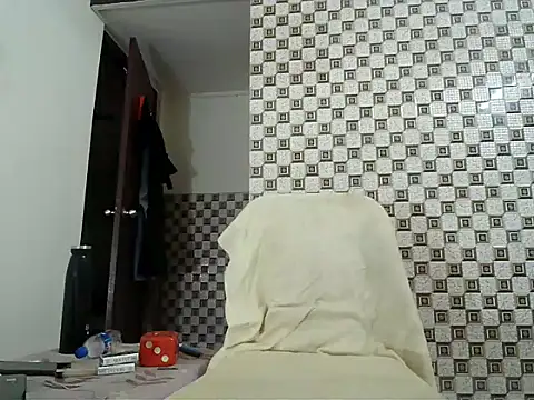 Snapshot of ind_jones_revised chatting on 09/24/25, 06:33 ind jones revised online show from 09/24/25, 06:33