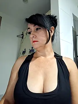 taalia online show from 12/23/24, 11:49