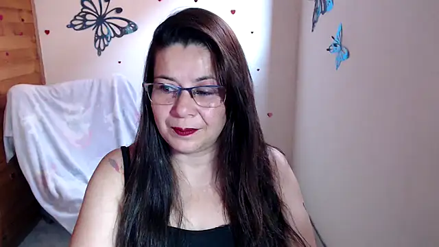 Snapshot of lilisa777 chatting on 05/15/26, 08:05 lilisa777 online show from 05/15/26, 08:05