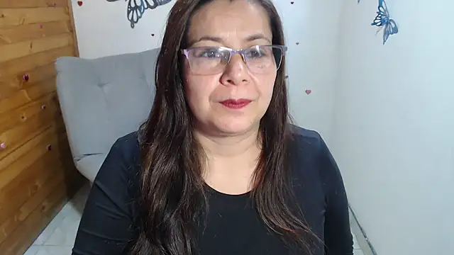 Snapshot of lilisa777 chatting on 07/21/26, 09:50 lilisa777 online show from 07/21/26, 09:50
