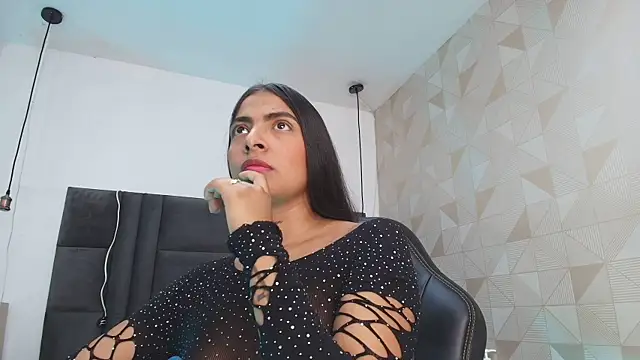 hot dione online show from 10/02/25, 07:10