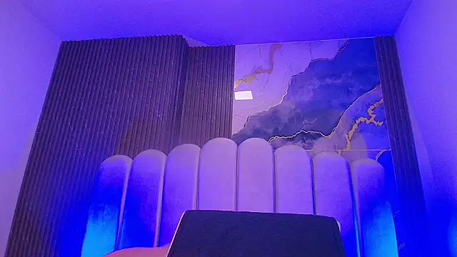 hot dione online show from 01/15/26, 07:17