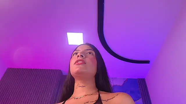 hot dione online show from 04/11/26, 07:18