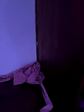 alee lenoxx online show from 12/16/25, 01:32