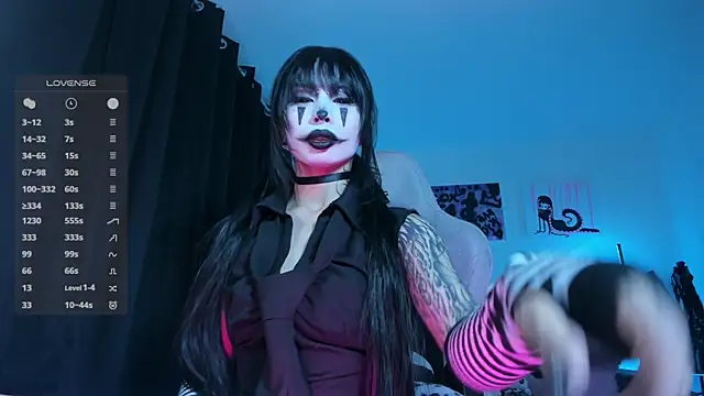 satanbabee online show from 04/11/26, 12:15