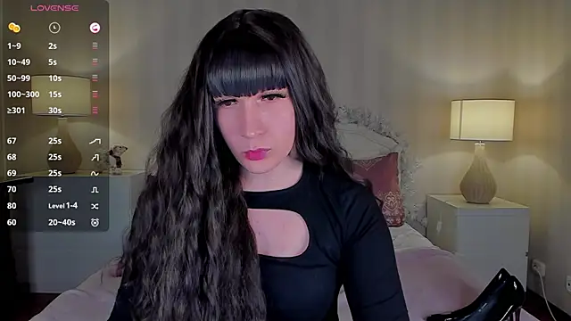 Snapshot of valeriasecret chatting on 12/29/24, 05:21 valeriasecret online show from 12/29/24, 05:21