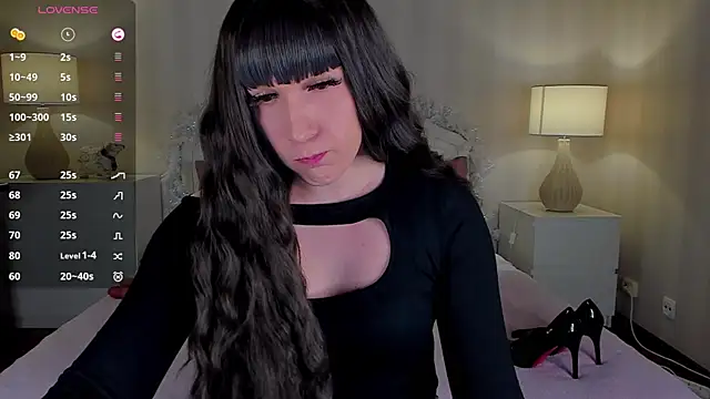 Snapshot of valeriasecret chatting on 01/07/25, 09:03 valeriasecret online show from 01/07/25, 09:03