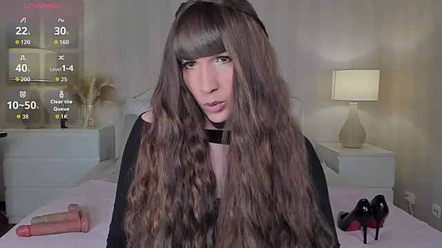 Snapshot of valeriasecret chatting on 10/04/25, 05:05 valeriasecret online show from 10/04/25, 05:05