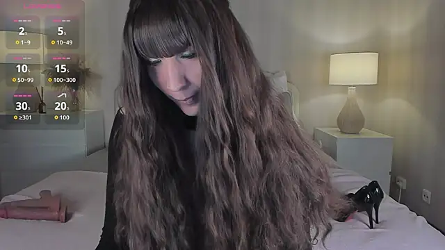 Snapshot of valeriasecret chatting on 10/19/25, 05:19 valeriasecret online show from 10/19/25, 05:19