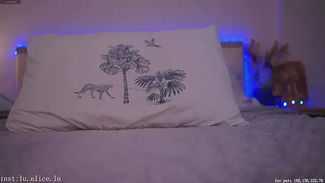alicelu  online show from 05/08/26, 05:35