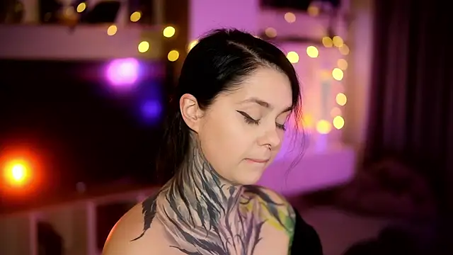 Snapshot of AcidPie chatting on 02/13/25, 06:41 AcidPie online show from 02/13/25, 06:41