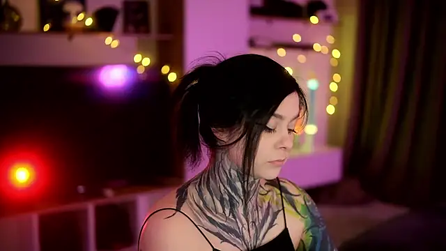 Snapshot of AcidPie chatting on 03/10/25, 03:41 AcidPie online show from 03/10/25, 03:41