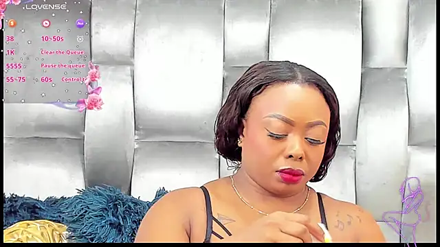 CamilaBenitez online show from 12/14/25, 08:13