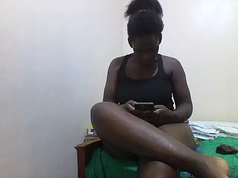 princess-cutie12 online show from 06/10/26, 07:46