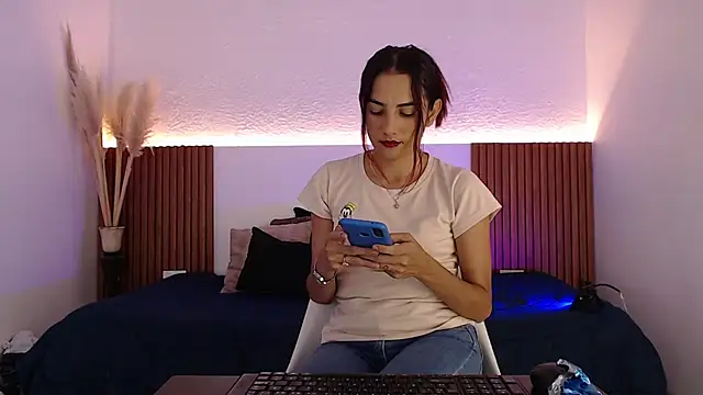 Dakotagloss online show from 02/05/25, 09:29