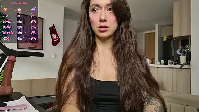 Snapshot of emiliasommer chatting on 02/17/26, 07:53 emiliasommer online show from 02/17/26, 07:53